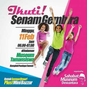 Senam Gembira di Halaman Museum Tamansiswa