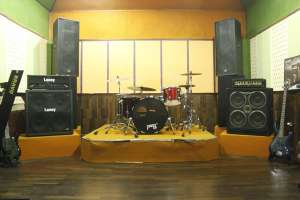 gelegar aksi jiwa muda di SP Music Studio