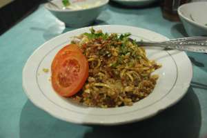 Nasi goreng Magelangan yang pedas kemranyas