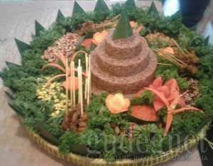 Menu Loving Hut - Tumpeng Nasi Merah Organic