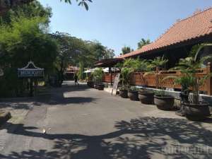 Bilik Kayu Resto
