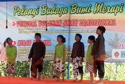 Pelestarian Dolanan Anak Agar Tidak Tergerus Budaya Modern Pelestarian Dolanan Anak Agar Tidak Tergerus Budaya Modern