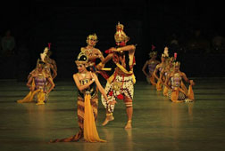 Malam ini, Sendratari Ramayana di Gelanggang UGM