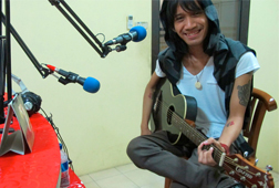 Pelantun OST Hello Goodbye ini Terkesan Pada Jogja Pelantun OST Hello Goodbye ini Terkesan Pada Jogja