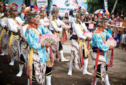 Gelaran Ngrukti Bumi Amrih Lestari Titah Ilahi