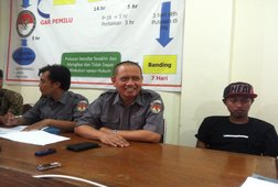 Ketua Bawaslu: Pelanggaran APK Hanya Bersifat Administratif Ketua Bawaslu: Pelanggaran APK Hanya Bersifat Administratif