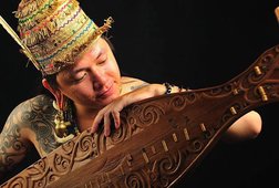 Sikapi Etnosentrisme dengan Musik Sikapi Etnosentrisme dengan Musik