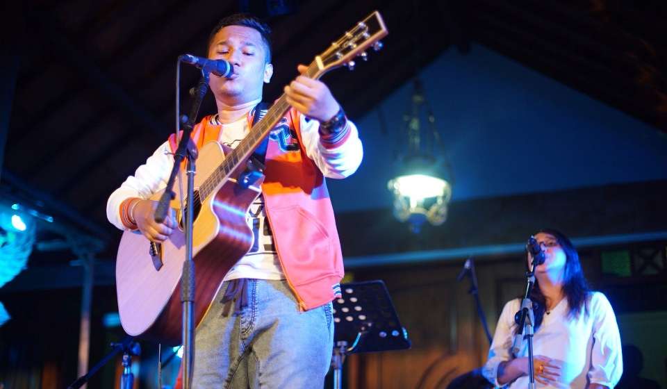 Kok Bisa Lagu Gahar Endank Soekamti Jadi Irama Jazz? Kok Bisa Lagu Gahar Endank Soekamti Jadi Irama Jazz?