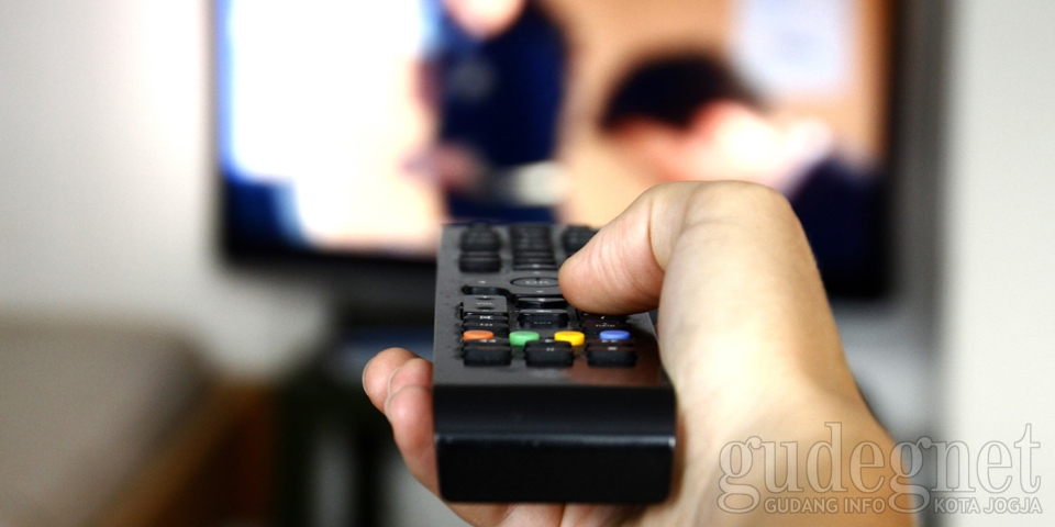 Mampukah TV Bersaing di Dunia Digital? Mampukah TV Bersaing di Dunia Digital?