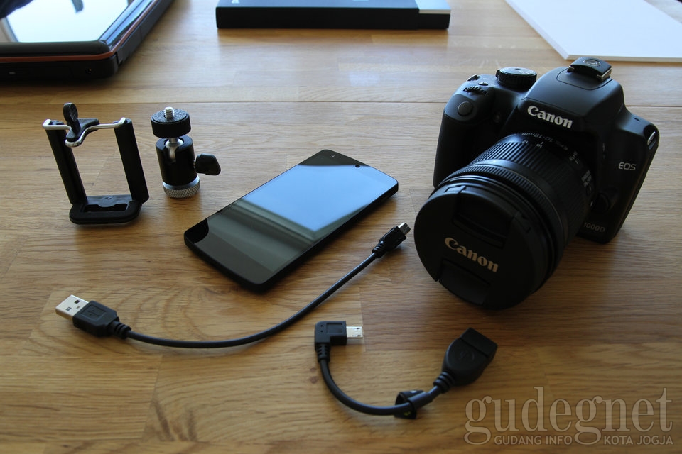 Tips Mindah Foto Kerenmu dari DSLR ke Smartphone Tips Mindah Foto Kerenmu dari DSLR ke Smartphone