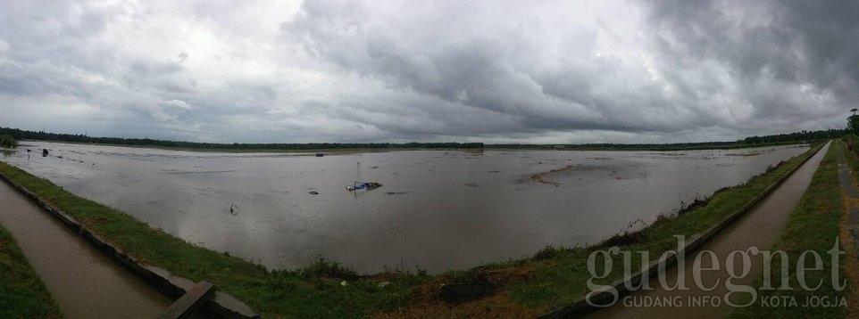 28 Titik Banjir dan Longsor Mengepung Kulon Progo 28 Titik Banjir dan Longsor Mengepung Kulon Progo