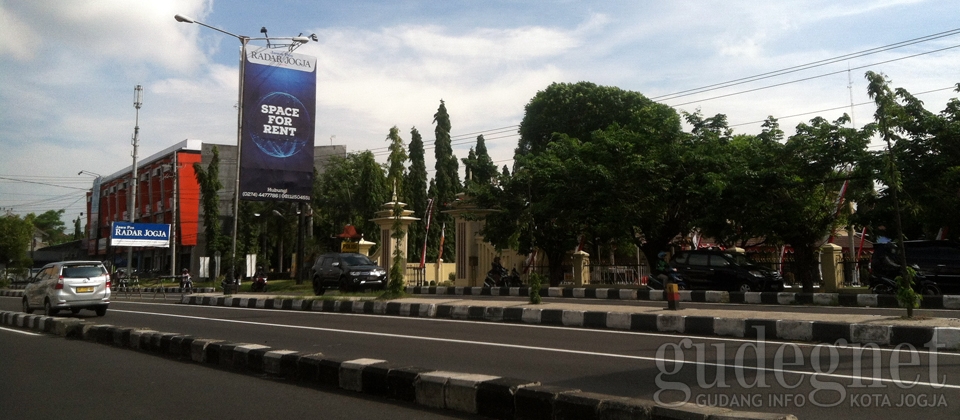 Polda DIY Jamin Keamanan Masyarakat Melalui Operasi Ramadniya Progo 2016 Polda DIY Jamin Keamanan Masyarakat Melalui Operasi Ramadniya Progo 2016