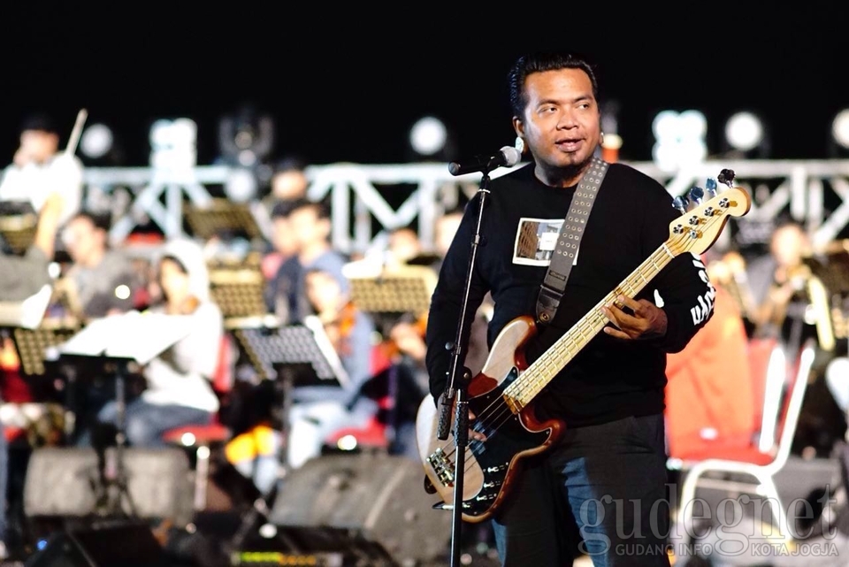 Batal Buat Kejutan, Endank Soekamti Tak Jadi Konser di Tebing Breksi Batal Buat Kejutan, Endank Soekamti Tak Jadi Konser di Tebing Breksi