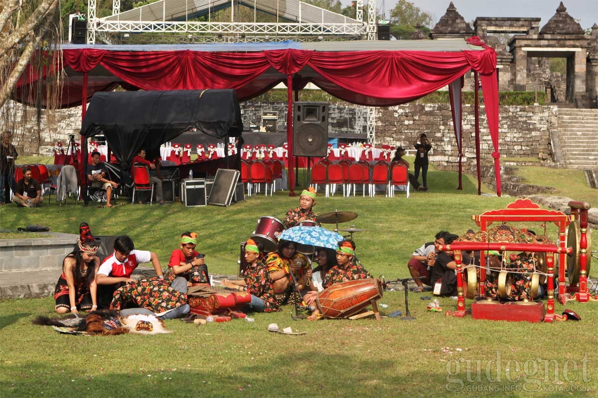 Boko Festival 2016, Hiburan Penuh Makna Bagi Warga Yogyakarta Boko Festival 2016, Hiburan Penuh Makna Bagi Warga Yogyakarta