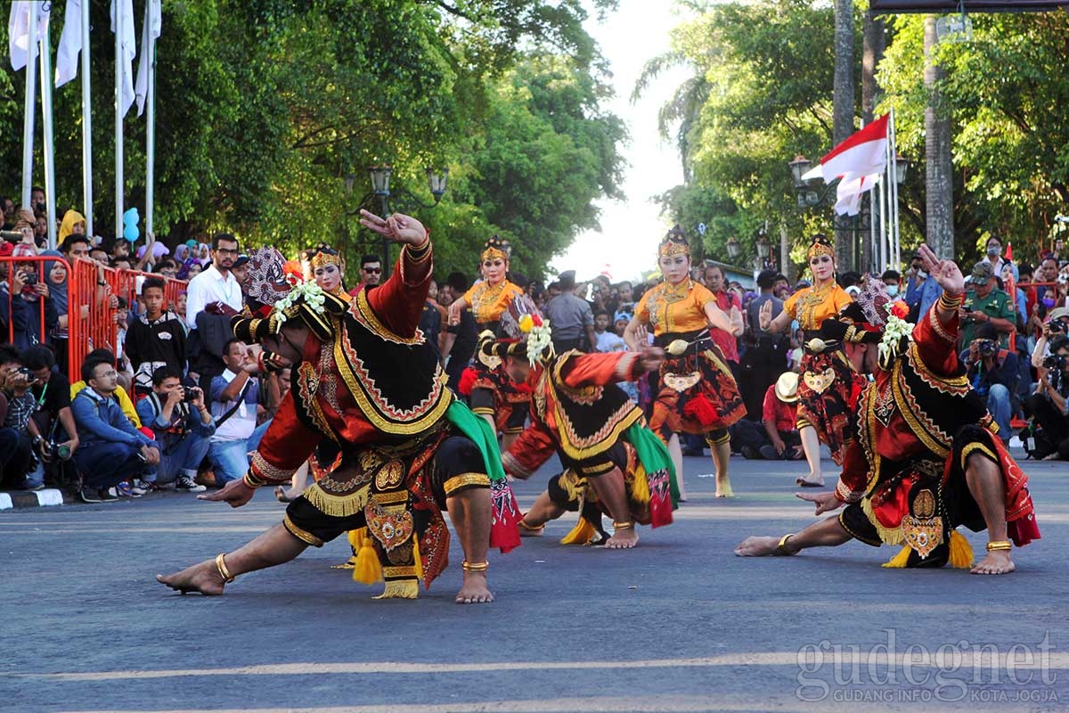 Festival Pelangi Budaya Bumi Merapi Kembali Digelar Di Yogyakarta Festival Pelangi Budaya Bumi Merapi Kembali Digelar Di Yogyakarta