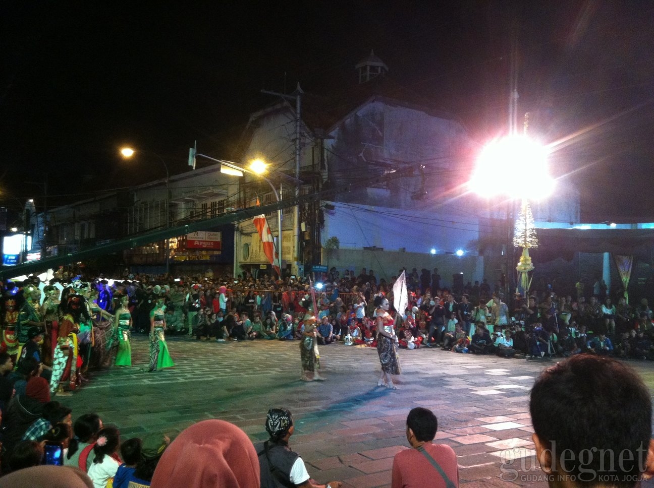 Wayang Jogja Night Carnival, Poncowinatan jadi Ruang Parkir Dadakan #HUT260Jogja Wayang Jogja Night Carnival, Poncowinatan jadi Ruang Parkir Dadakan #HUT260Jogja
