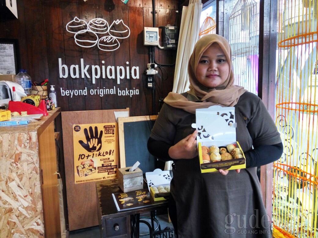 Bakpia Blasteran, Oleh-oleh Unik Khas Jogja Bakpia Blasteran, Oleh-oleh Unik Khas Jogja