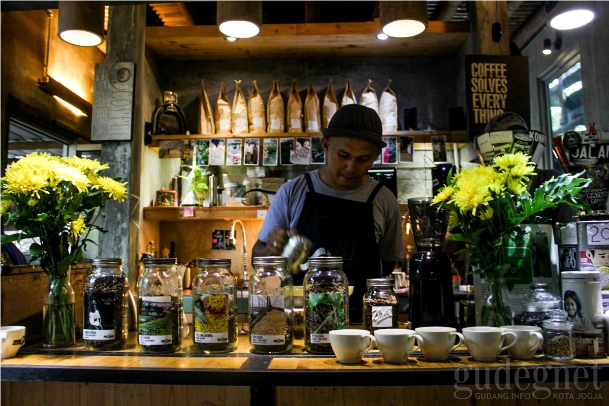 Klinik Kopi: Tak Selamanya Kopi Itu Pahit Klinik Kopi: Tak Selamanya Kopi Itu Pahit