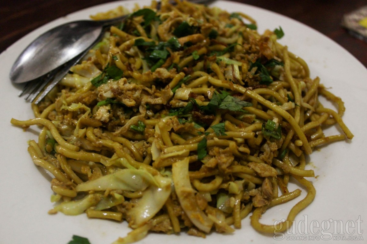 Gurihnya Bakmi Doring yang Melegenda Gurihnya Bakmi Doring yang Melegenda