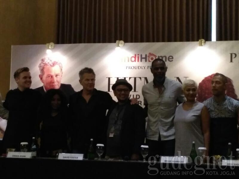Jogja, Datangkan Grand Piano Dari Singapore Khusus untuk Konser Ini Jogja, Datangkan Grand Piano Dari Singapore Khusus untuk Konser Ini