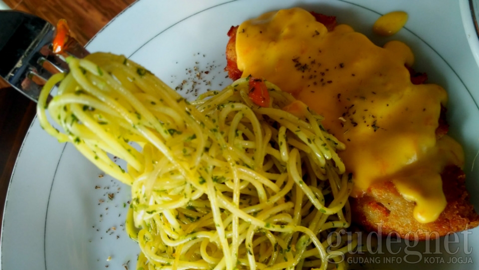 Wisata Kuliner ke Mak Semarangan Yuk Wisata Kuliner ke Mak Semarangan Yuk