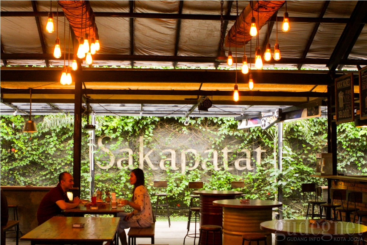 Nongkrong, Melepas Penat di Sakapatat Nongkrong, Melepas Penat di Sakapatat