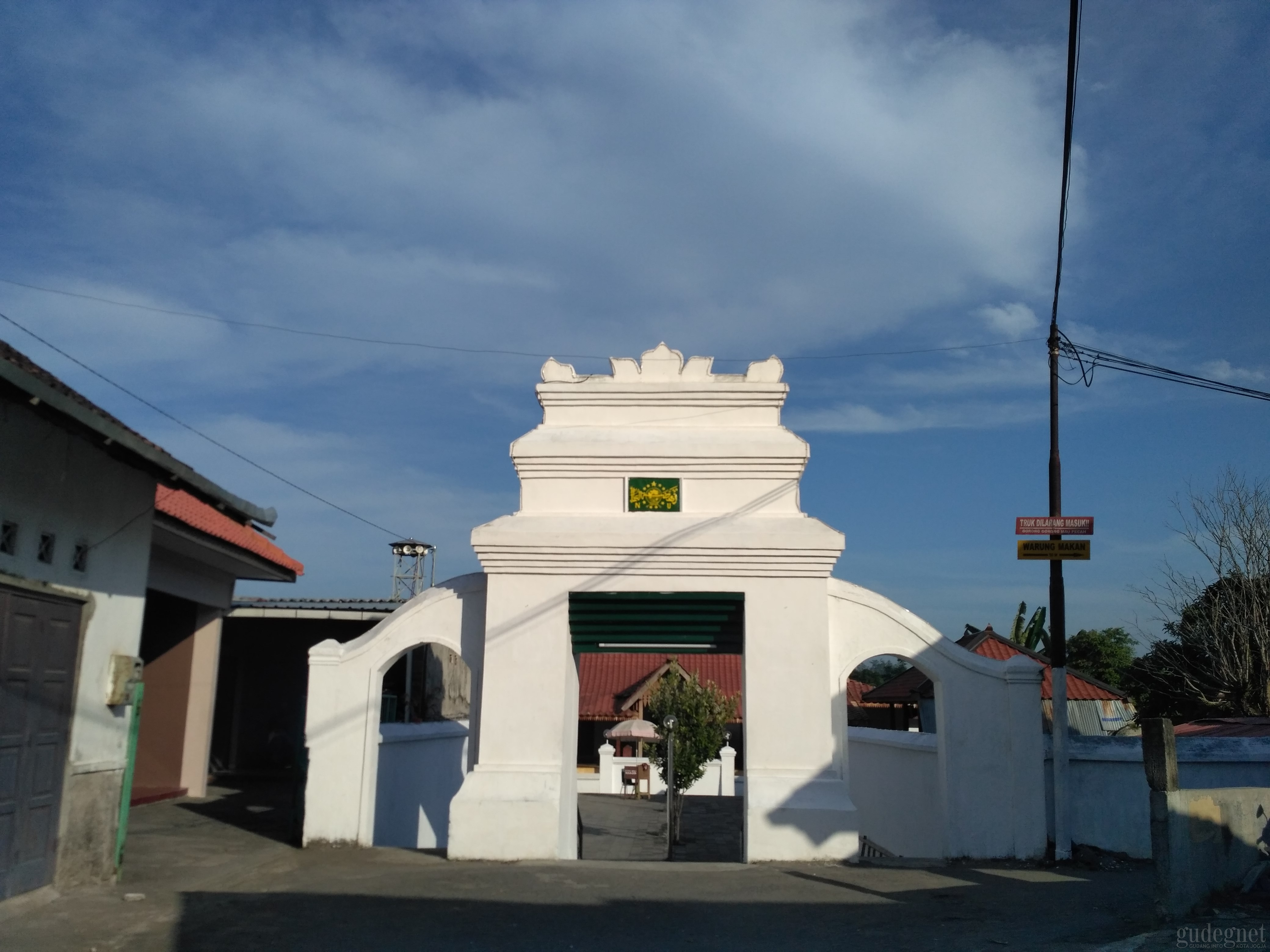 Sejarah Masjid Pathok Negoro Mlangi yang Tak Kamu Tahu Sejarah Masjid Pathok Negoro Mlangi yang Tak Kamu Tahu