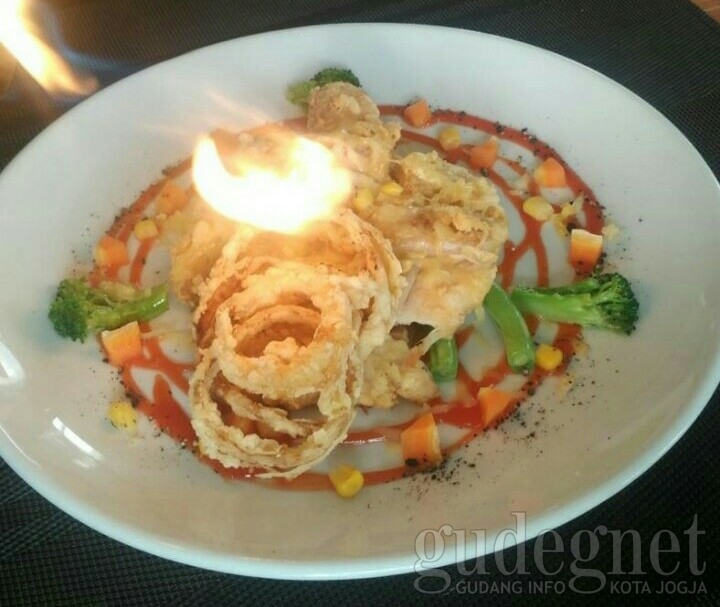 Kelezatan Lelehan Keju Chicken and Cheese Ala Grand Zuri Kelezatan Lelehan Keju Chicken and Cheese Ala Grand Zuri
