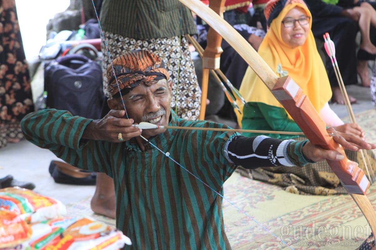 Jemparingan, Panahan Tradisional yang Menasional Jemparingan, Panahan Tradisional yang Menasional