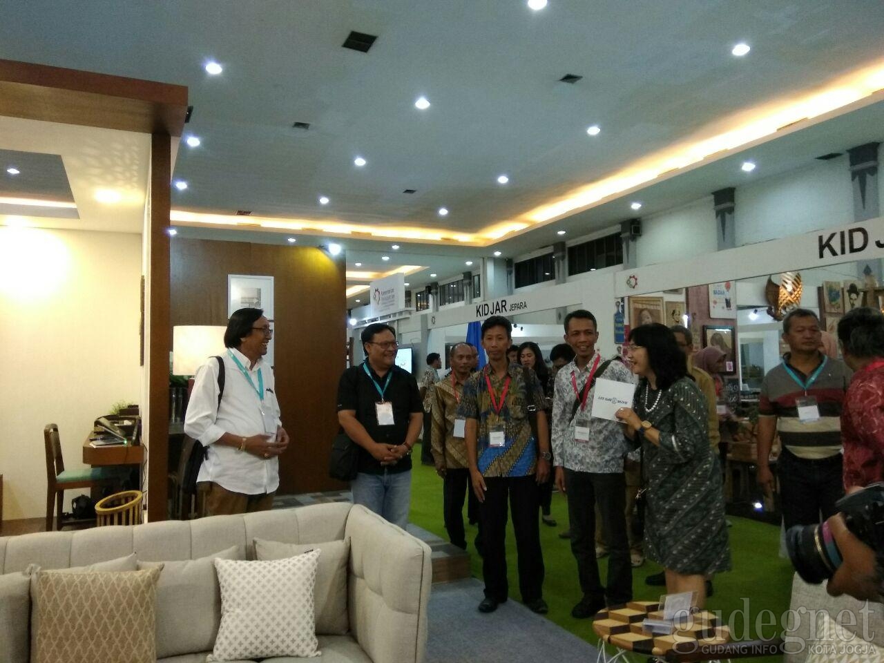 Dirjen Industri Kecil Menengah Tinjau JIFFINA 2018 Dirjen Industri Kecil Menengah Tinjau JIFFINA 2018