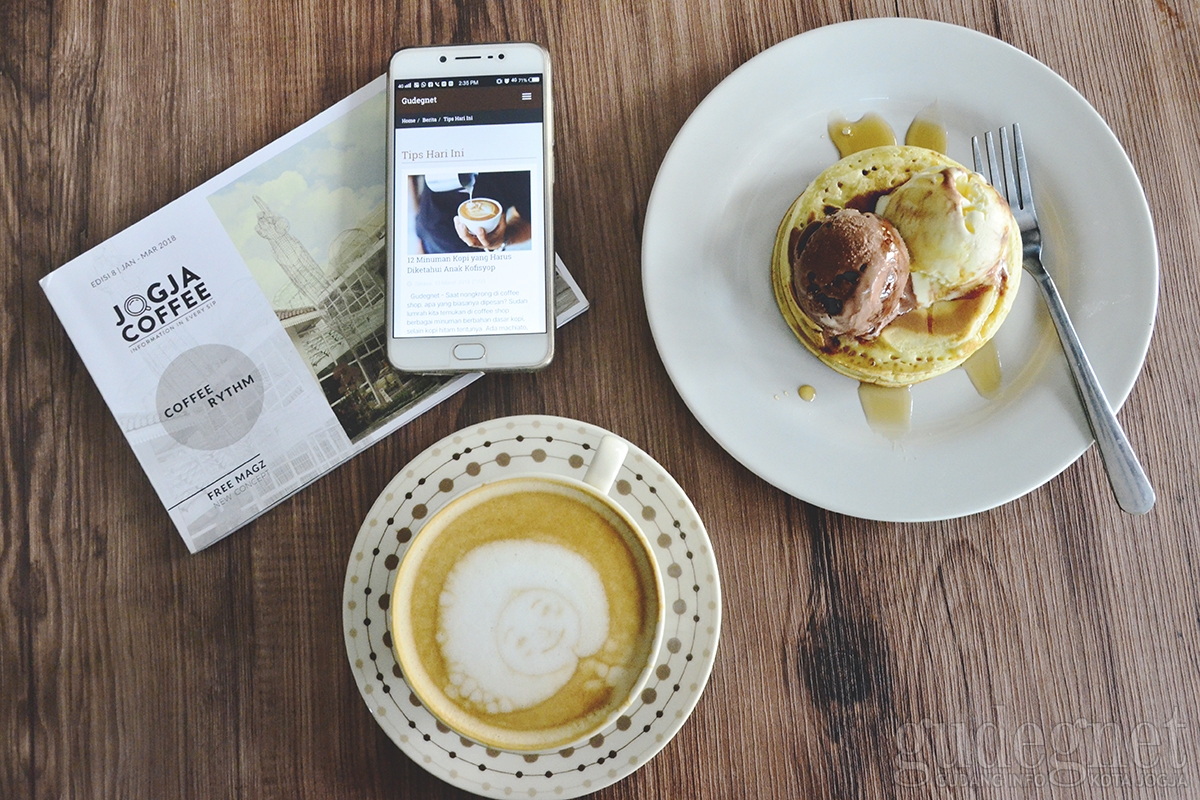 Nyore Sambil Ngopi di Uppers Coffee Nyore Sambil Ngopi di Uppers Coffee