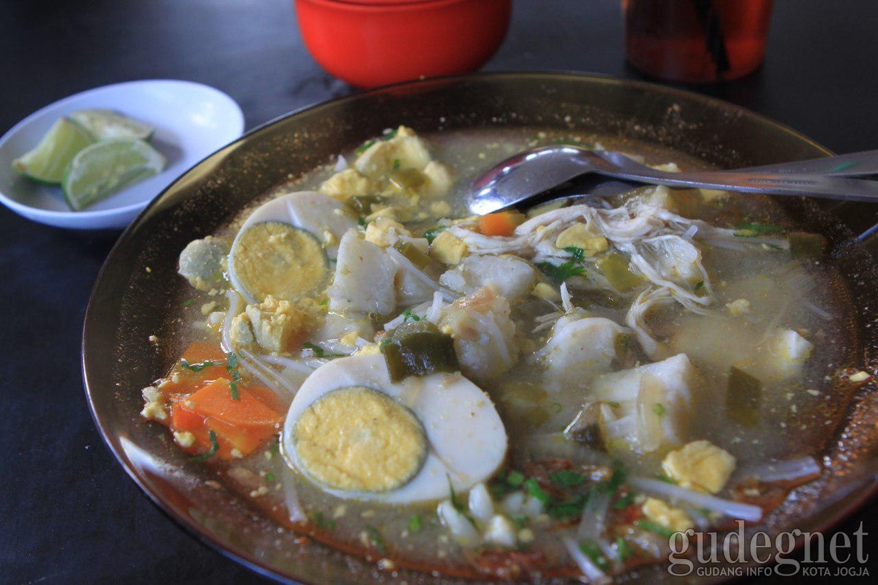 Yuk Cobain 10 Kuliner Nusantara Ini ! Yuk Cobain 10 Kuliner Nusantara Ini !