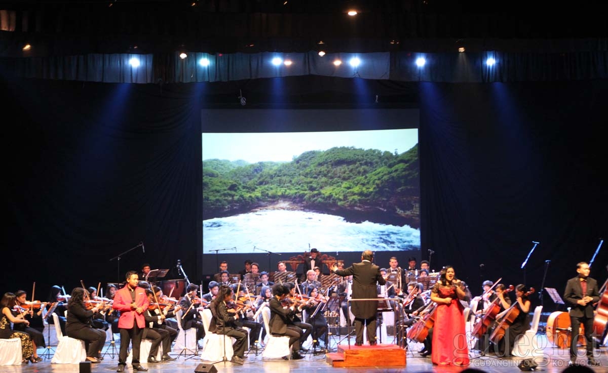 Konser Orkestra Harmoni Kebhinekaan Pukau Penonton Konser Orkestra Harmoni Kebhinekaan Pukau Penonton