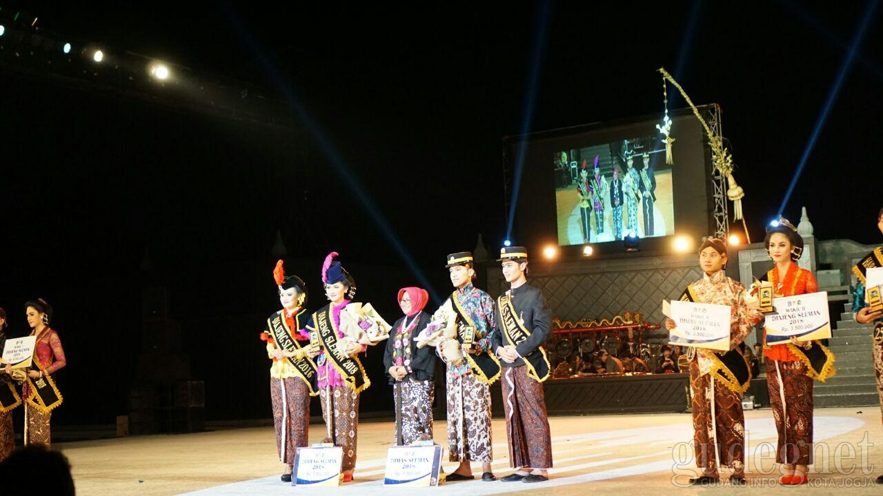 Penobatan Dimas Diajeng Sleman 2018 di Prambanan Berlangsung Apik Penobatan Dimas Diajeng Sleman 2018 di Prambanan Berlangsung Apik
