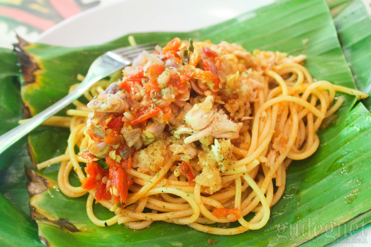 Spaghetti Bakar, Masakan Western Berbumbu Nusantara Spaghetti Bakar, Masakan Western Berbumbu Nusantara