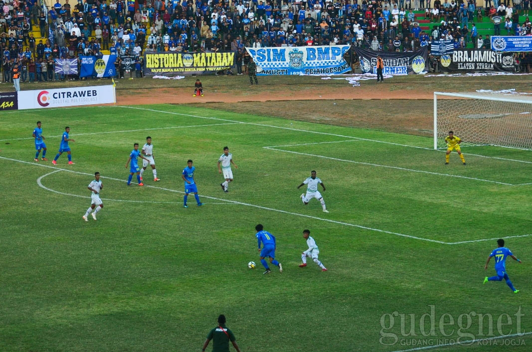PSIM Ditahan Imbang Persiwa 2-2 PSIM Ditahan Imbang Persiwa 2-2