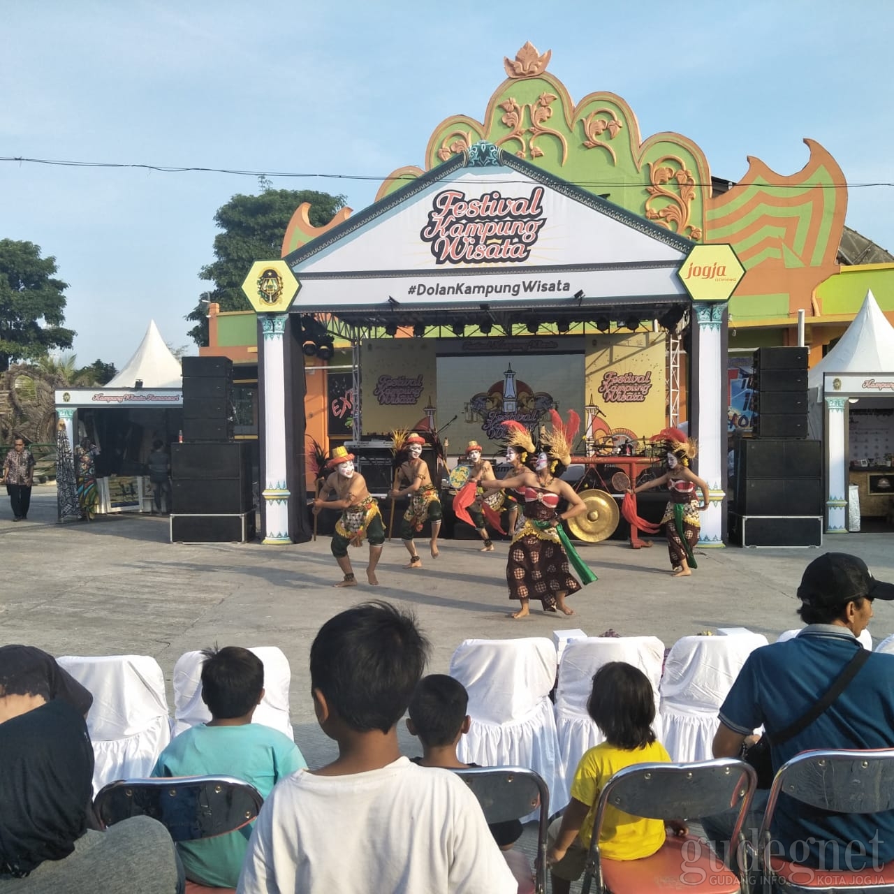 16 Kampung Wisata Unjuk Kebolehan di Festival Kampung Wisata Yogyakarta 16 Kampung Wisata Unjuk Kebolehan di Festival Kampung Wisata Yogyakarta