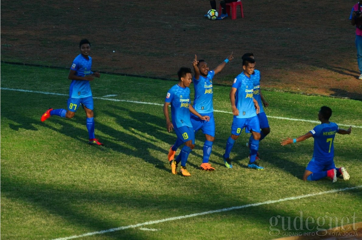 Derby DIY, PSIM Kalahkan PSS 1-0 Derby DIY, PSIM Kalahkan PSS 1-0