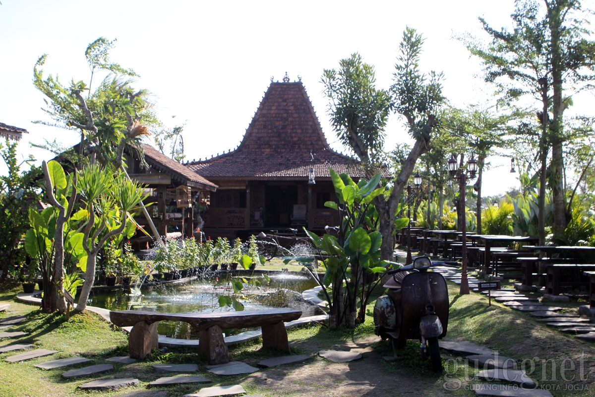 Wedang Kopi Prambanan, Tempat Asyik Untuk Ngopi Wedang Kopi Prambanan, Tempat Asyik Untuk Ngopi