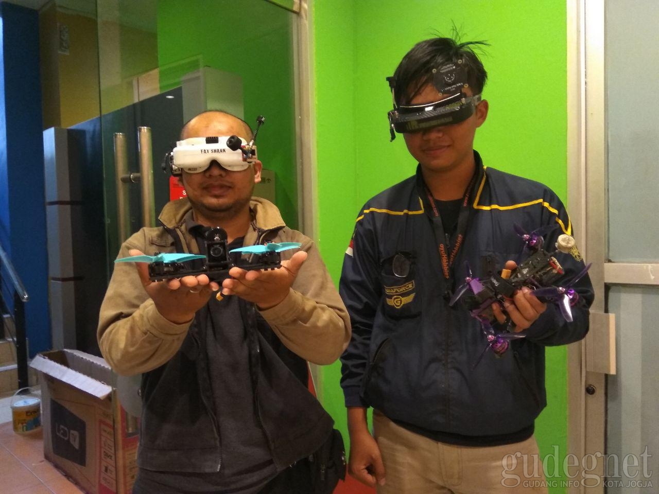 Taman Pintar Kenalkan Sains Melalui Workshop Robotik Taman Pintar Kenalkan Sains Melalui Workshop Robotik
