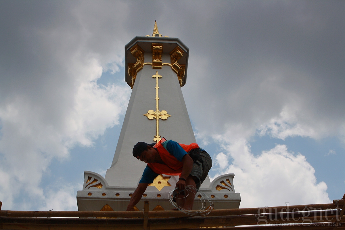 Tugu Bersolek, Agar Cantik Tugu Bersolek, Agar Cantik
