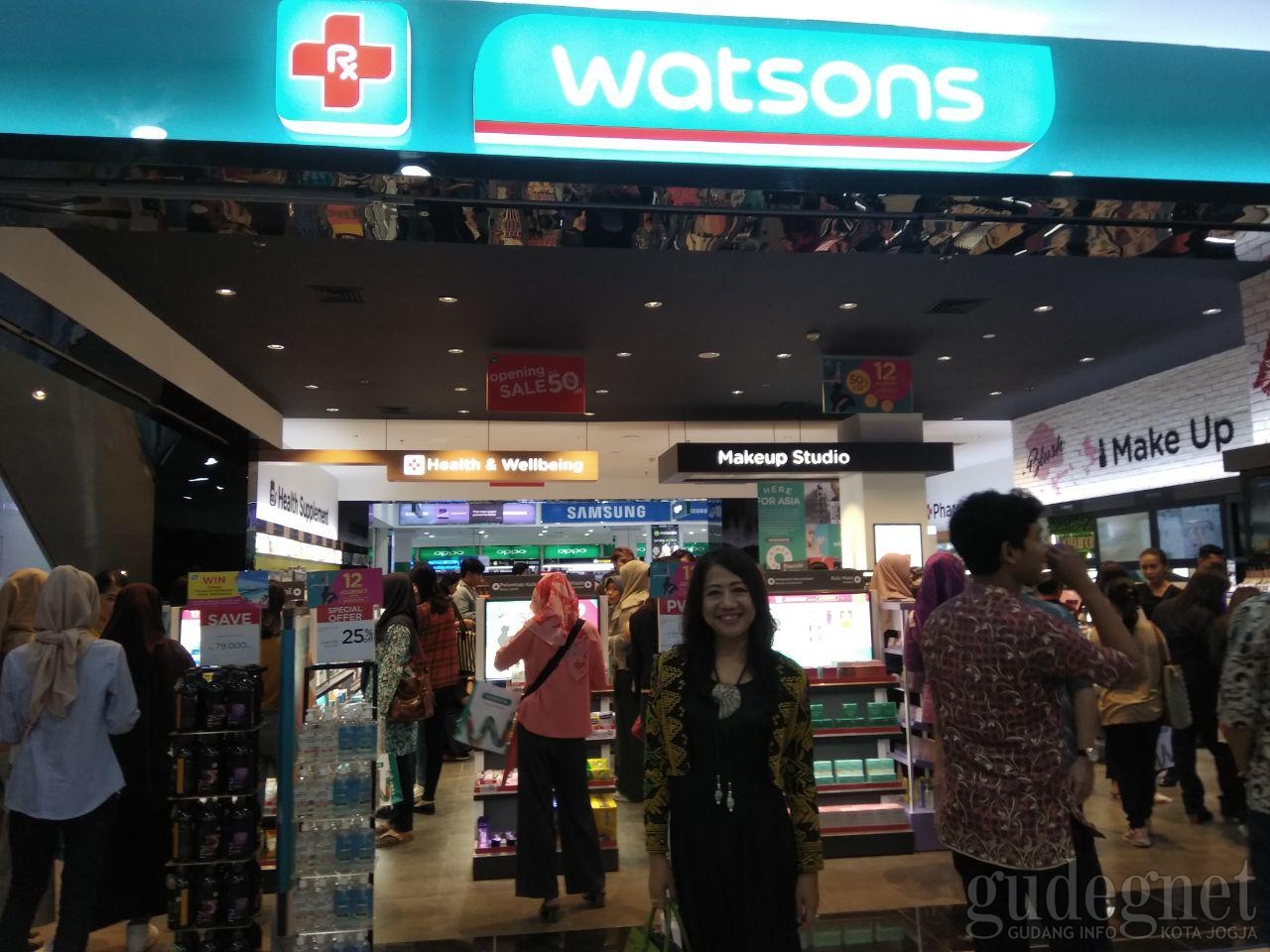Jawab Kebutuhan Konsumen, Watsons Buka Gerai di Amplaz Jawab Kebutuhan Konsumen, Watsons Buka Gerai di Amplaz