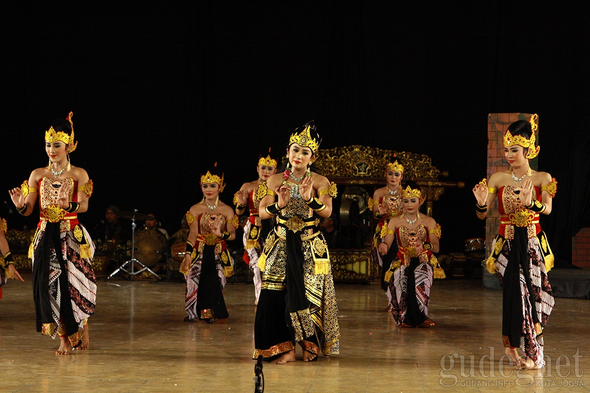Festival Sendratari 2018 Ramai Pengunjung Festival Sendratari 2018 Ramai Pengunjung