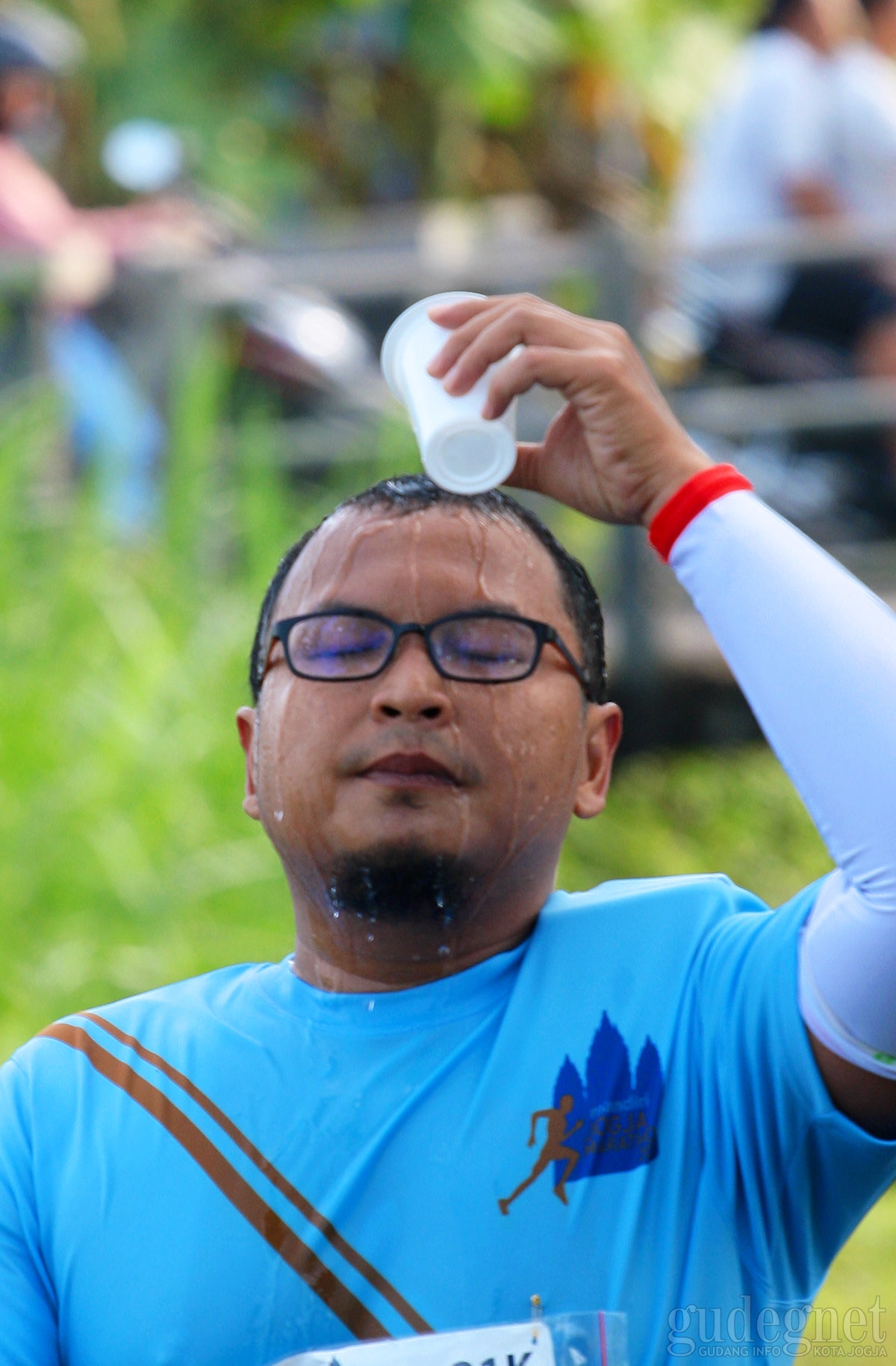 Tips Terhindar dari Dehidrasi Musim Panas Tips Terhindar dari Dehidrasi Musim Panas