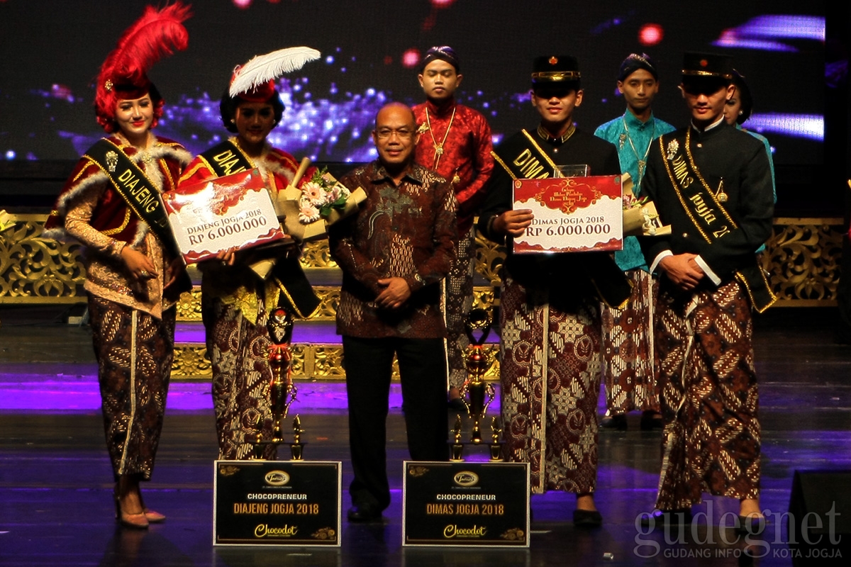 Gunung Kidul dan Sleman Rebut Gelar Dimas Diajeng Jogja 2018 Gunung Kidul dan Sleman Rebut Gelar Dimas Diajeng Jogja 2018