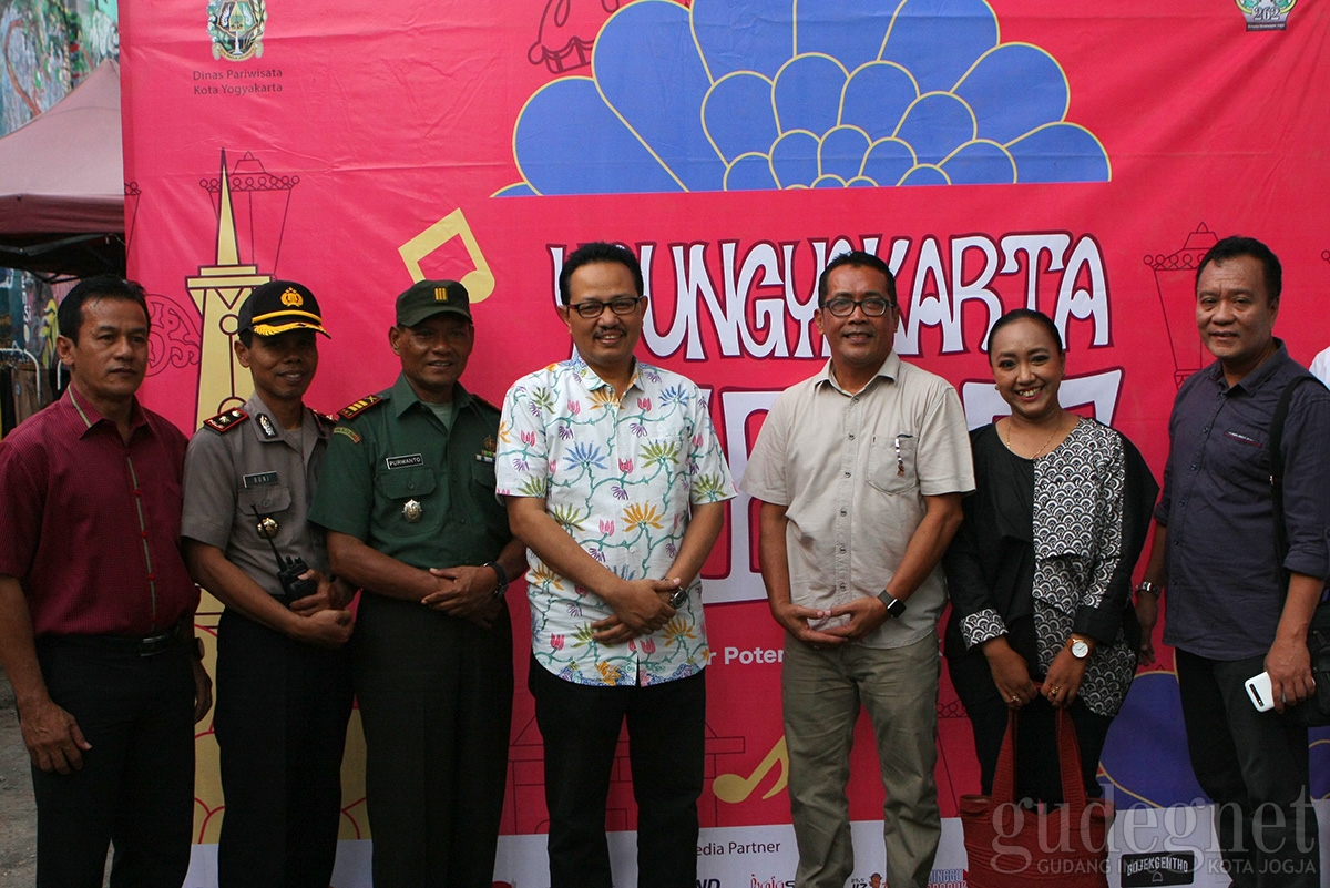 Youngyakarta Fest : Pergerakan Industri Kreatif Generasi Millenial Yogyakarta Youngyakarta Fest : Pergerakan Industri Kreatif Generasi Millenial Yogyakarta