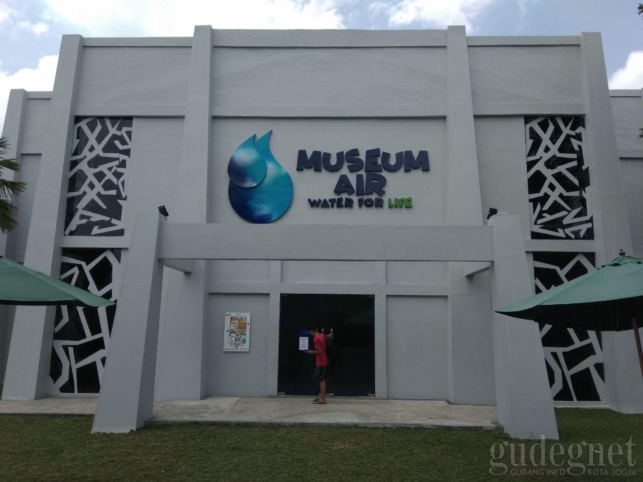 Wisata Edukasi Menyenangkan di Museum Air “WATER FOR LIFE” Wisata Edukasi Menyenangkan di Museum Air “WATER FOR LIFE”