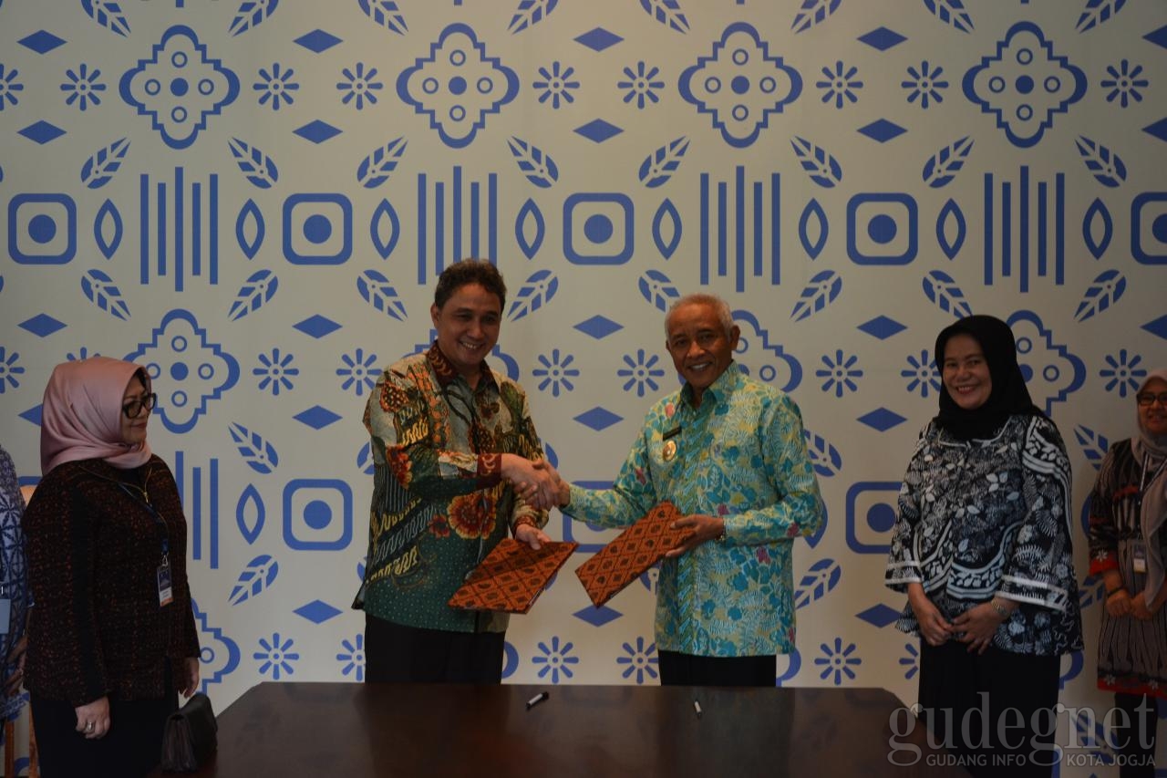 Kemenbud Serahkan Delapan Candi ke Pemkab Sleman Kemenbud Serahkan Delapan Candi ke Pemkab Sleman