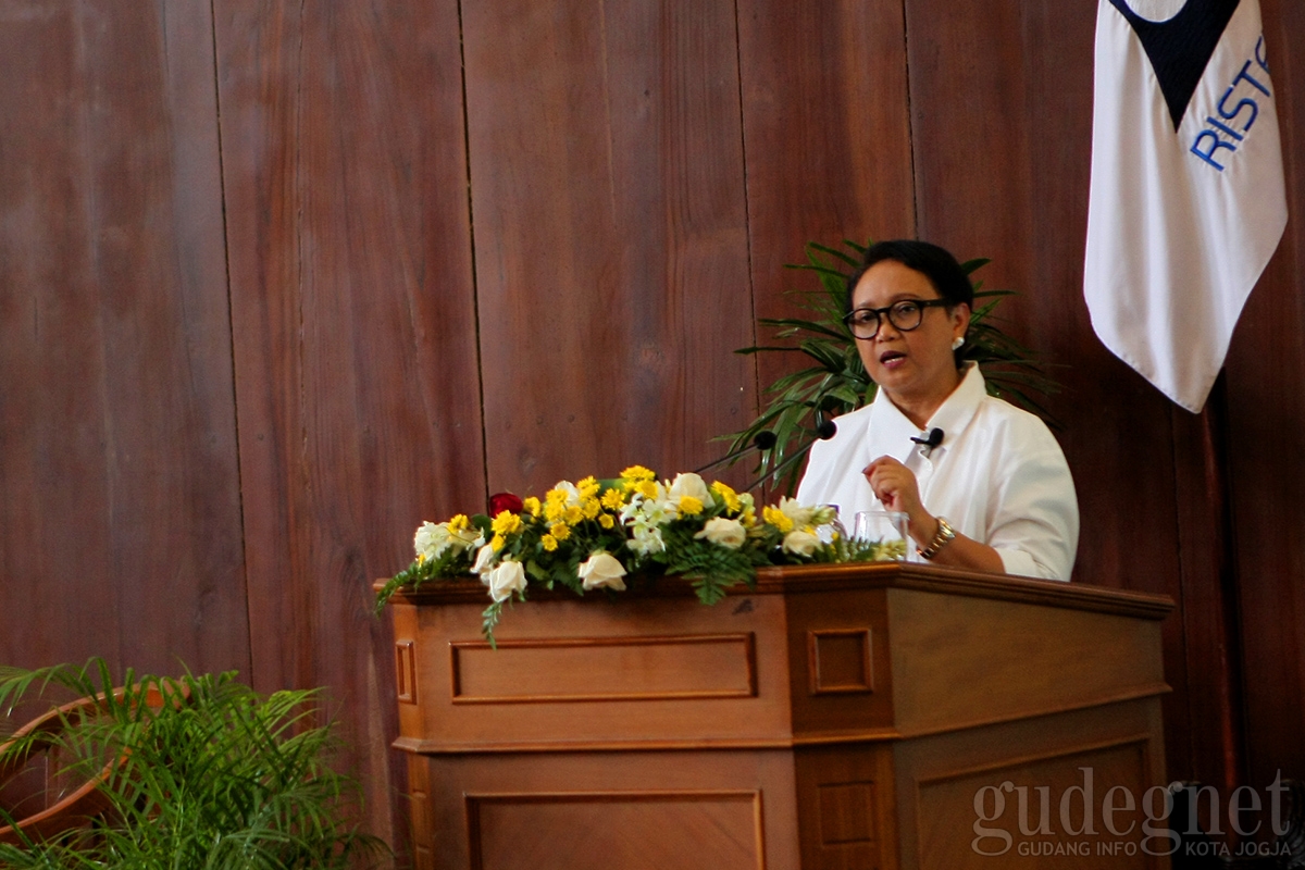 Kuliah Umum di UGM, Menlu Angkat Isu Global Kuliah Umum di UGM, Menlu Angkat Isu Global