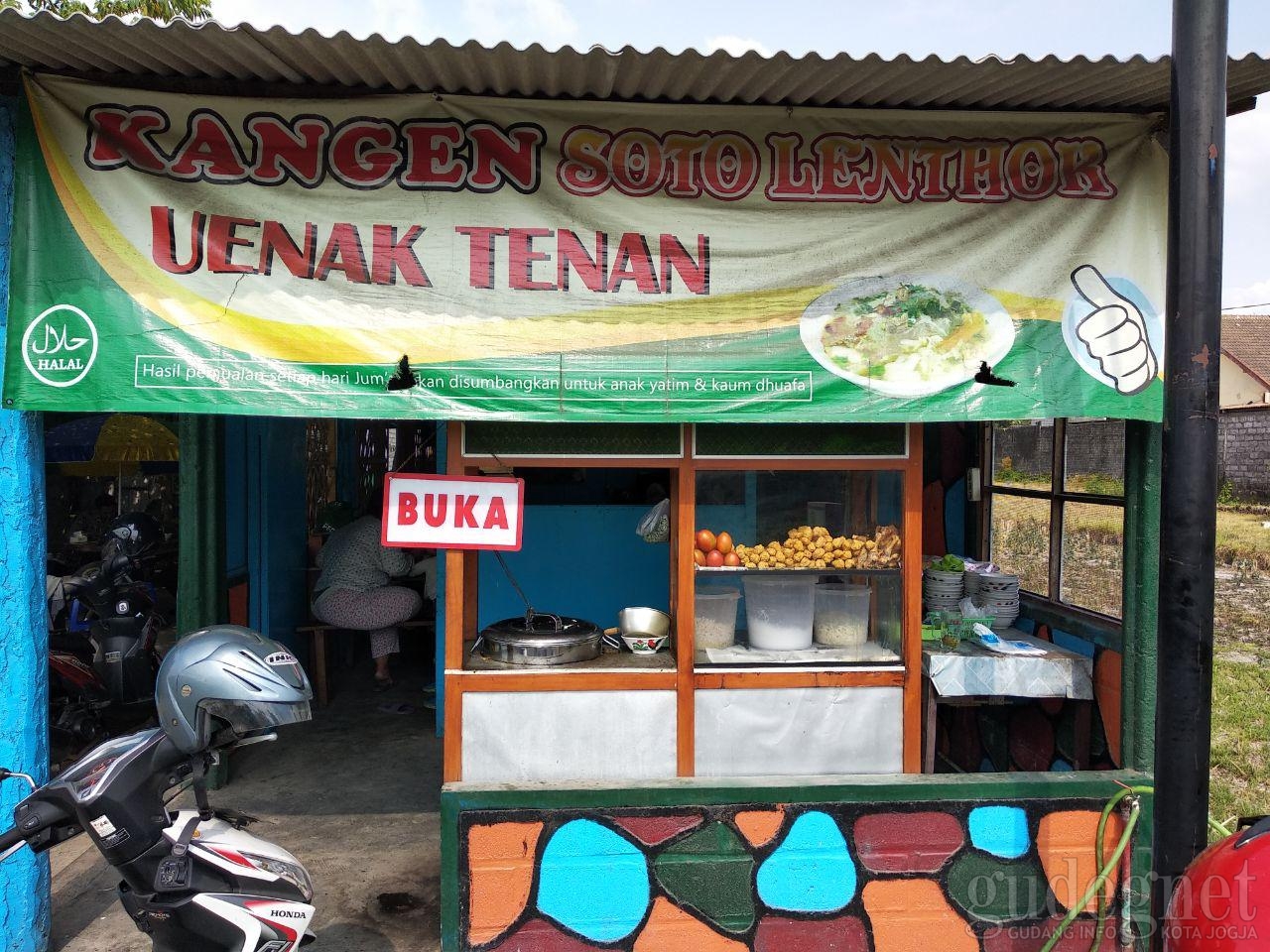 Makan Soto Lenthok Sambil Beramal Makan Soto Lenthok Sambil Beramal
